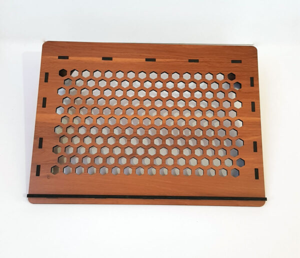 زیر لپ تاپ (پایه نگه دارنده لپ تاپ) جنس چوبی (MDF) با طرح چشم نواز