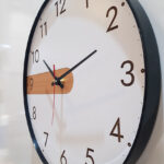 ساعت دیواری چوبی مدل Time Ticks